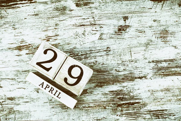 Calendario Madera Con Fecha Abril — Foto de Stock