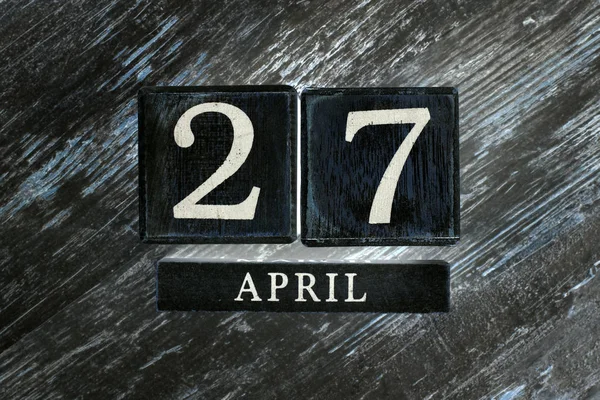 4 月 27 日カレンダー — ストック写真