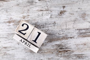 Nisan 21 takvimi
