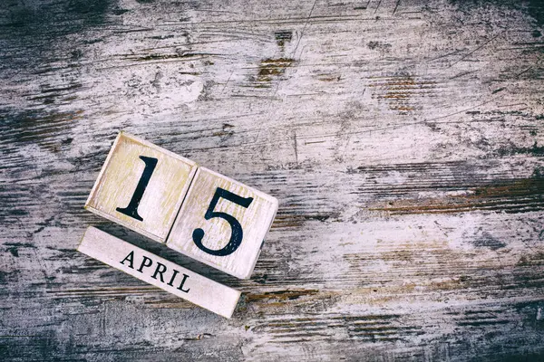 4 月 15 日カレンダー — ストック写真