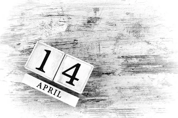 14 апреля Календарь — стоковое фото