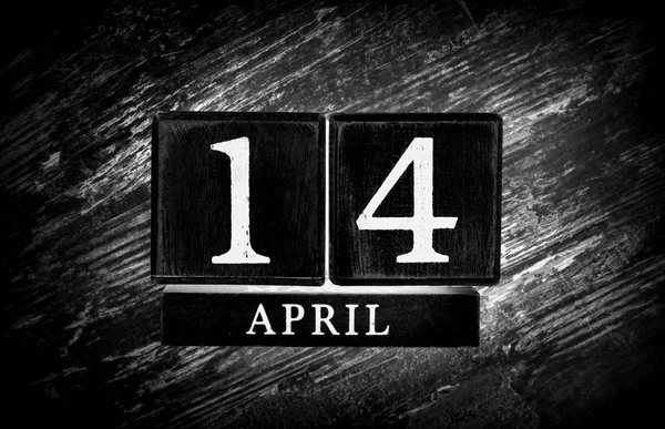 14. dubna kalendáře — Stock fotografie