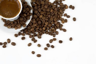 Türk kahvesi ve kahve çekirdekleri