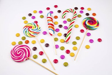 Renkli şeker, tatlılar