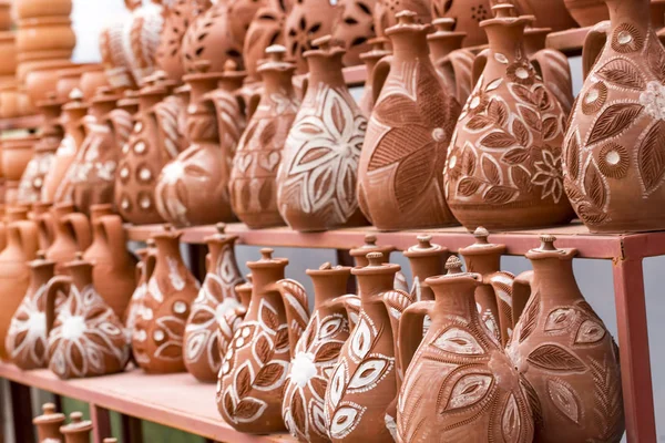Traditional Ceramic Pots Market — ストック写真