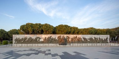 Çanakkale, Türkiye - 26 Mayıs 2019: Mustafa Kemal Atatürk ve Türk Ordusu Heykelleri Çanakkale Şehitleri Anıtı 'nda.