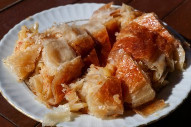 Kıymalı Türk Kol Borek