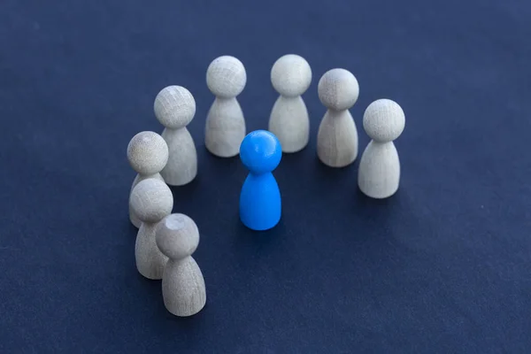 miniature people figures, teamwork concept