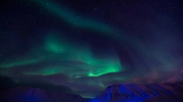 Le luci polari del Nord in Norvegia — Foto Stock