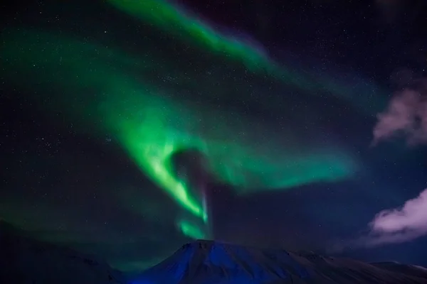 Las luces polares del norte en Noruega —  Fotos de Stock