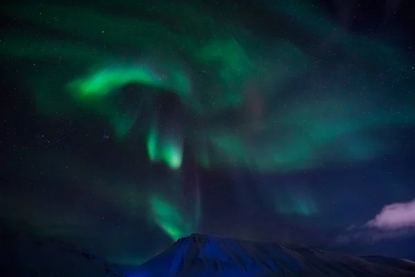 Las luces polares del norte en Noruega — Foto de Stock