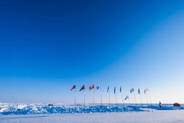 Camp Barneo am Nordpol Schnee Ebene Snow Cube Muster Schneeflocken Linien — Stockfoto