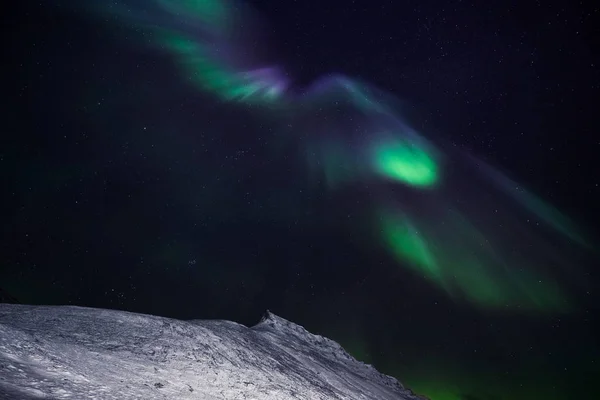 Polarlichter Polarlichter Polarlichter Polarlichter Nordlicht Borealis Himmelsstern Spitzbergen Longyearbyen Stadt — Stockfoto