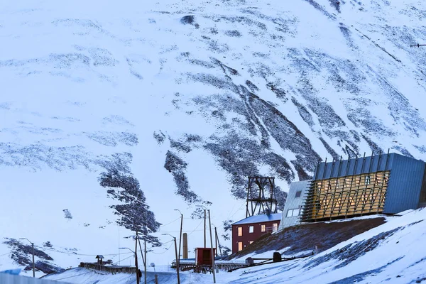 Tapete Norwegen Landschaft Natur Der Berge Spitzbergen Longyearbyen Stadt Spitzbergen — Stockfoto