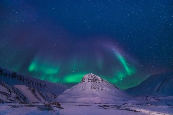 Polar Arktiska Norrsken Aurora Borealis Sky Stjärnan Norge Svalbard Longyearbyen — Stockfoto