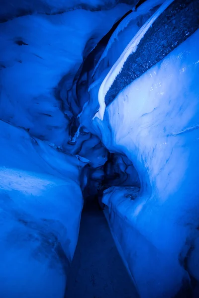 Cueva Polar Ártica Hielo Del Norte Noruega Svalbard Ciudad Longyearbyen —  Fotos de Stock