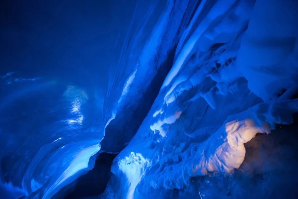 Den Polära Arktiska Northern Grotta Norge Svalbard Longyearbyen City — Stockfoto