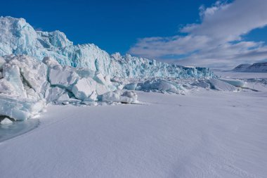  Norveç buzul dağ Spitsbergen Longyearbyen Svalbard kutup kış kutup ışığı gün gökyüzü manzara doğası