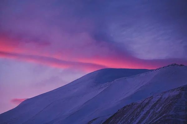 Norge Landskap Natur Vintern Bergen Spitsbergen Longyearbyen Stad Svalbard Arktisk — Stockfoto