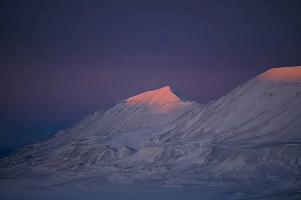 Norway Paisagem Natureza Das Montanhas Spitsbergen Longyearbyen Svalbard Oceano Ártico — Fotografia de Stock
