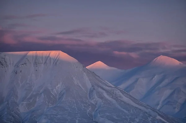 Noorwegen Landschap Natuur Van Bergen Van Spitsbergen Longyearbyen Spitsbergen Noordelijke — Stockfoto