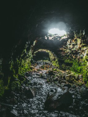  lava tunnel Raufarholshellir clipart