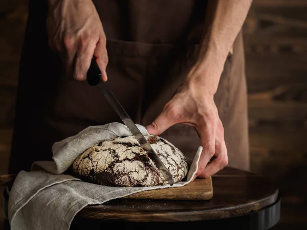  Çavdar ekmeği ile Fırıncılar el