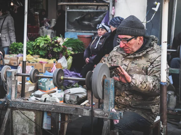 Tbilisi Georgië Dezerter Bazaar Stad Voedingsmarkt December 2017 Man Die — Stockfoto