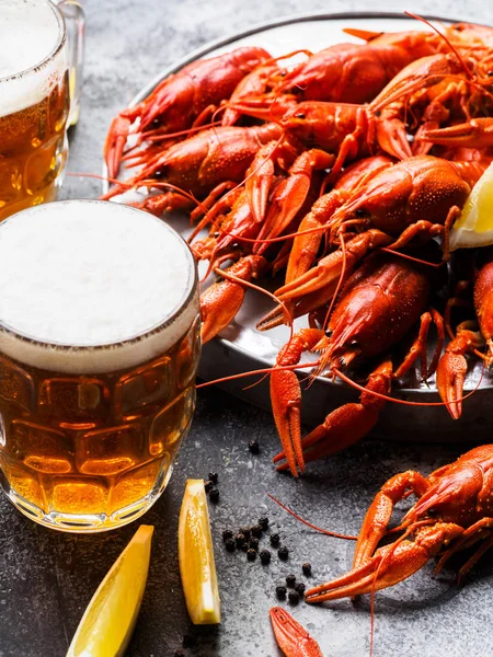 kerevit ve bira kapat