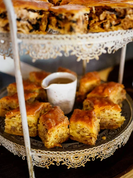 Erivan, Ermenistan 'da ballı lezzetli Baklava