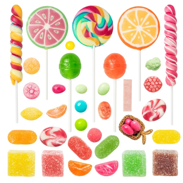 renkli şeker ve beyaz arka plan üzerinde izole tatlılar