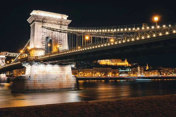 Ponte Cadeia Budapeste Noite — Fotografia de Stock