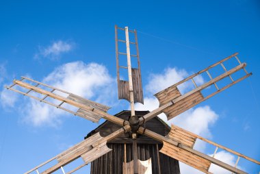 Bir fırıldak gökyüzü wings