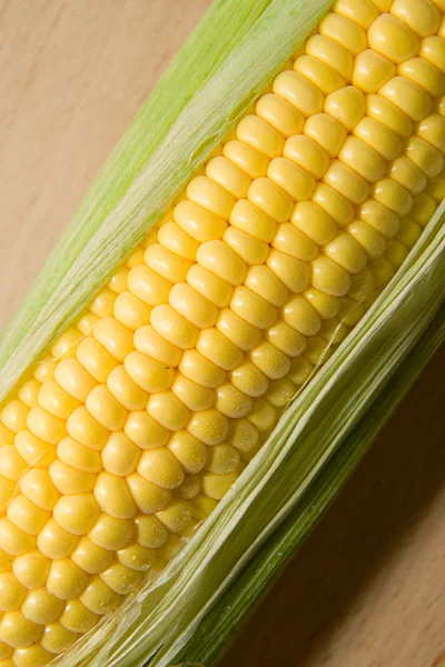De vrucht van de zaden van de maïs-closeup. — Stockfoto