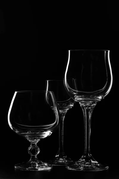 Verre sur fond noir . — Photo