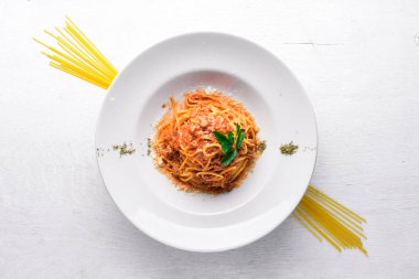 domates soslu makarna 