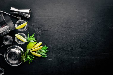 Tekila kireç ve buz ile