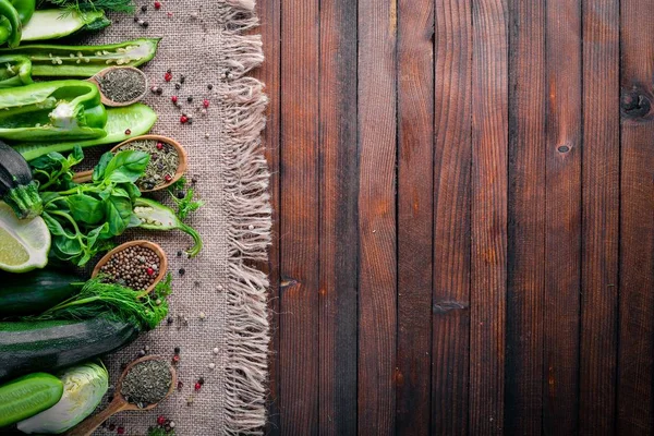  yeşil sebzeler geniş yelpazesi