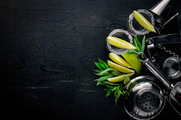 Tekila kireç ve buz ile