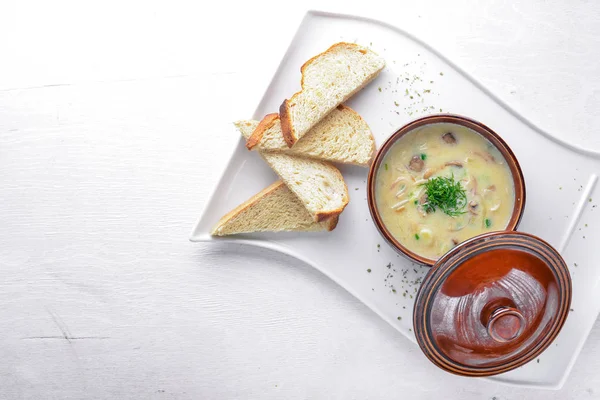 Kremalı mantar çorbası..