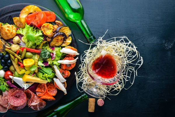 Soğuk Mezeler, et ve Turşu sebze