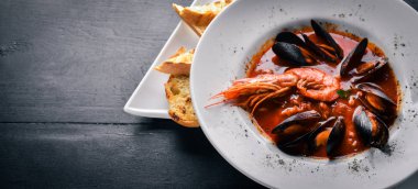 Midye ve kaplan karides