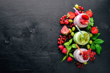 Meyve berry çizgili.