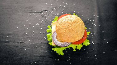 Peynir, hamburger eti