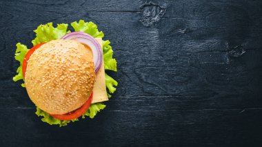 Peynir, hamburger eti