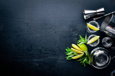 Tekila kireç ve buz ile