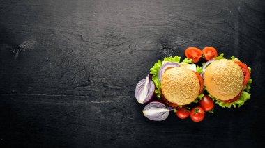 Peynir, hamburger eti