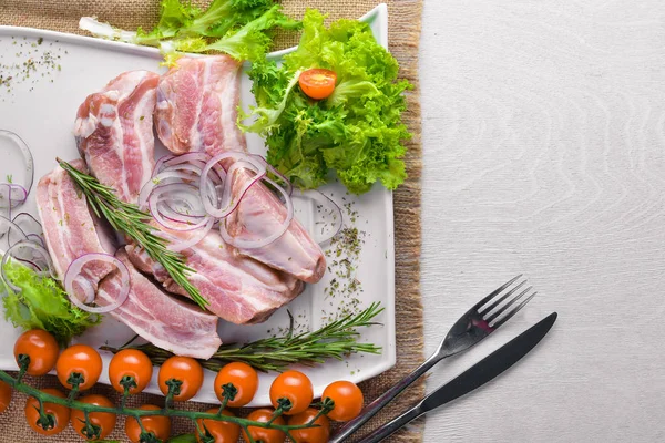 Ağız kaburga. Taze et. 