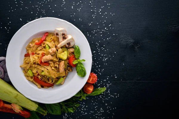 makarna tavuk fileto