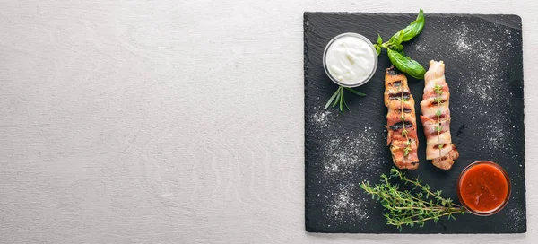 Rulo tavuk fileto ve pastırma